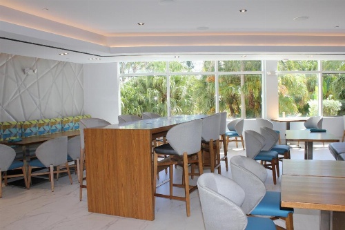 Holiday Inn Miami Beach-Oceanfront image 12