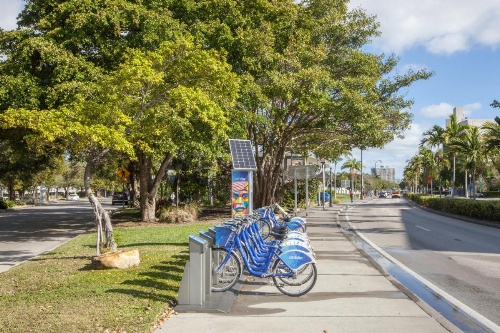 Holiday Inn Miami Beach-Oceanfront image 37